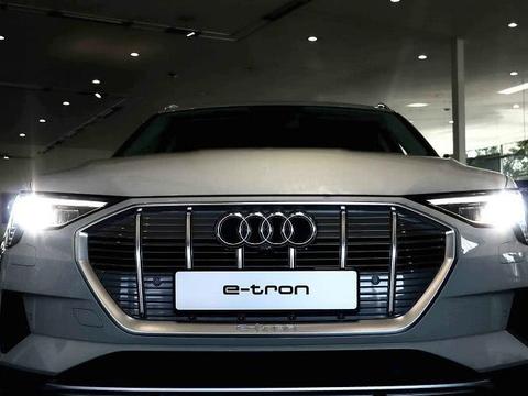 奥迪首款纯电动量产车，年产2万台左右！下手慢了还买不到