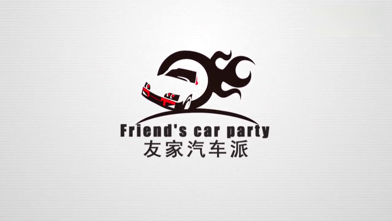 电动车闯红灯，被轿车撞飞数10米，只是可惜了车上的两个孩子