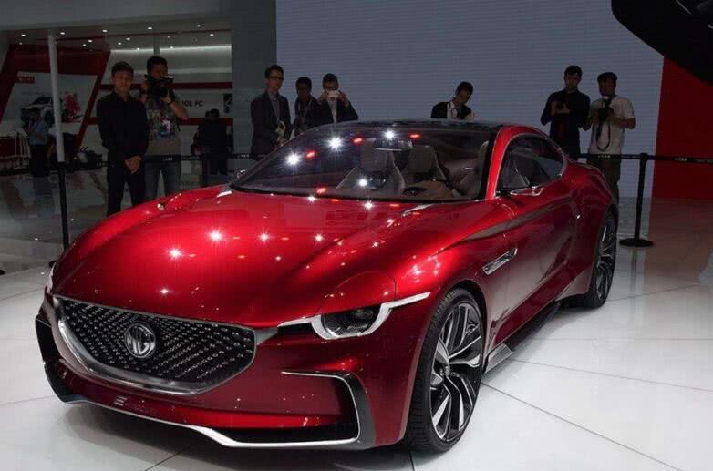 此车为保时捷团队调教底盘，加速比思域还快，9万多元起售