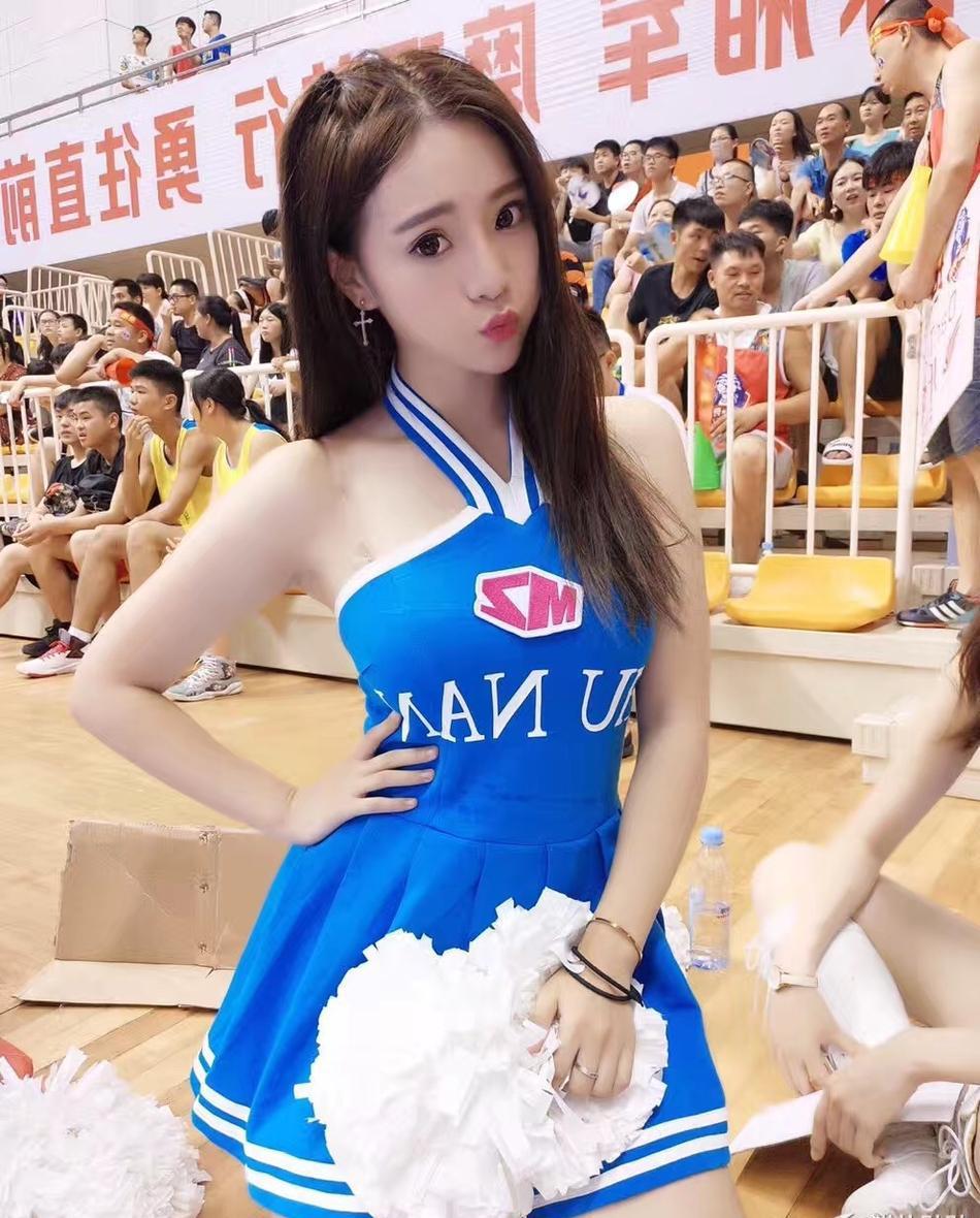 中国篮球联赛最火的啦啦队女郎, 俏皮可爱