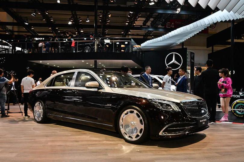 330万起售 每天只手工打造一台 迈巴赫S680奢华不输劳斯莱斯