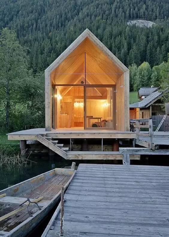 好有有个性的木头房子,你想过这样用木头盖一座自己的房子吗?
