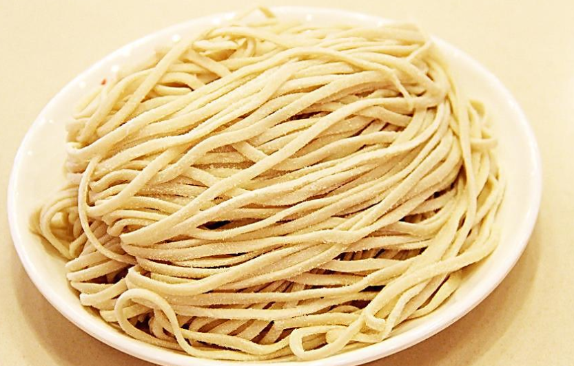 在减肥的期间不建议吃面条和馒头,但这3样面食