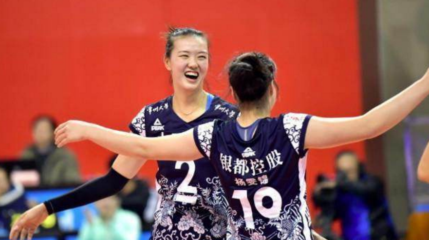 女排又一颗21岁希望之星冒出惊喜,本土名帅挖