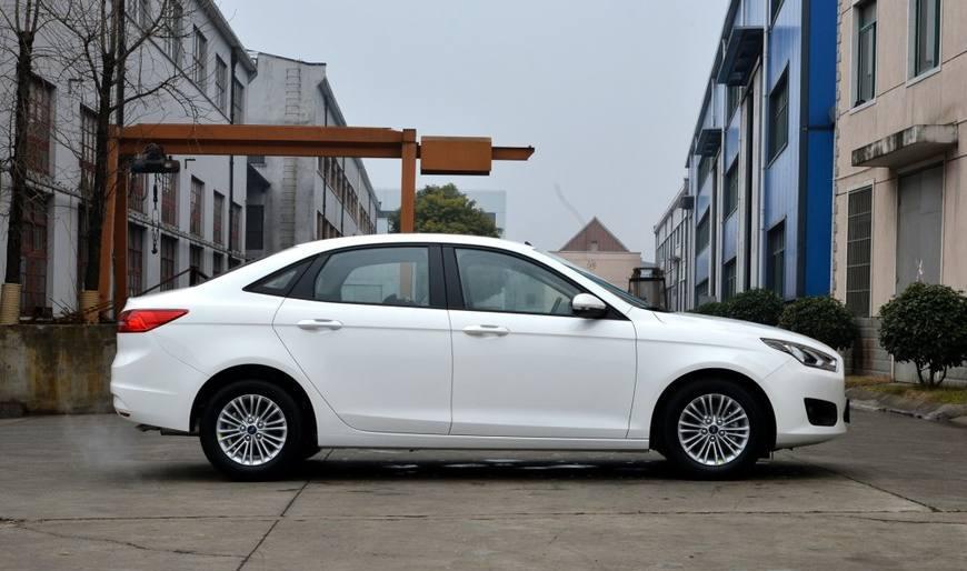 曾经10万与朗逸死磕, 如今降至6万起销量完胜捷达, 桑塔纳心已凉