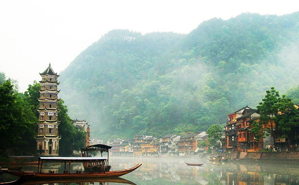 去这10大中国著名旅游景点, 这些美食不容错过! !