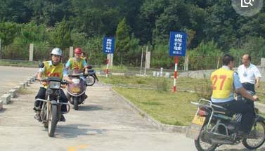 因禁摩,摩托车被交警扣车没取,现车管所通知去