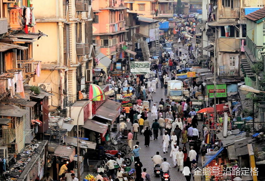 印度这座城市落后中国上海20年,亚洲第一贫民窟在此地