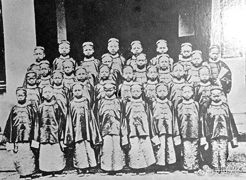 今日】1872年8月11日中国第一批赴美留学生“乘桴浮于海”开拔