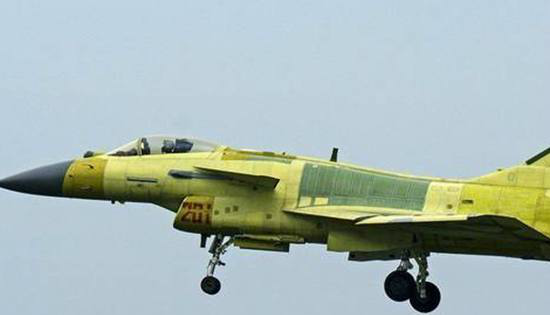 歼10歼11哪个更厉害,实际情况竟令人深思