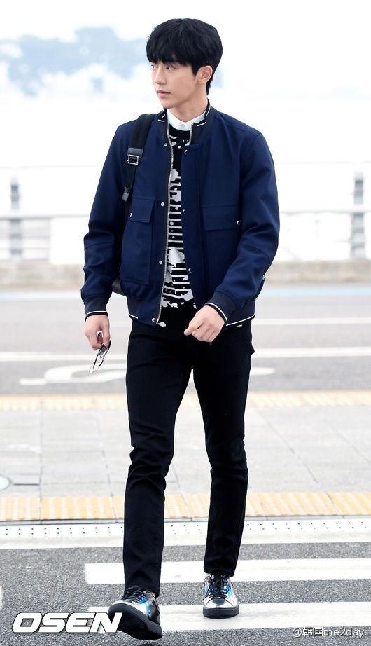94年男神,南柱赫,8头身长腿现身机场,整容前的