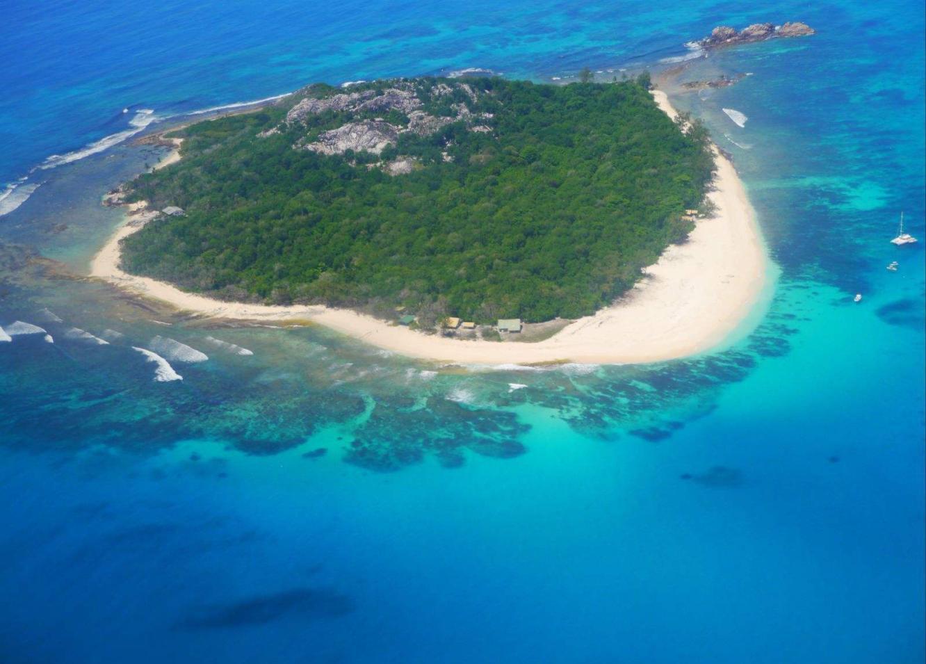 "全球最美海滩"非洲东部这座海岛美景想都不敢想