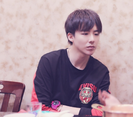 抖音,刘宇宁被爆床照,身材完美,网友,别让我再看