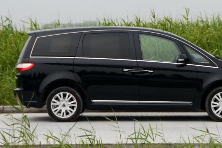 埃尔法算什么！看看这辆40万的国产MPV，用4座诠释豪华