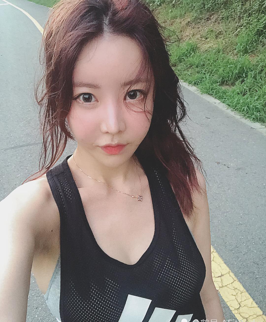 健身女神做健身餐走红,好身材靠练也靠吃!