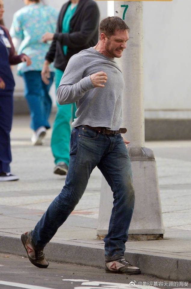 毒液观后感,汤姆哈迪片场拍摄的时候实在是太