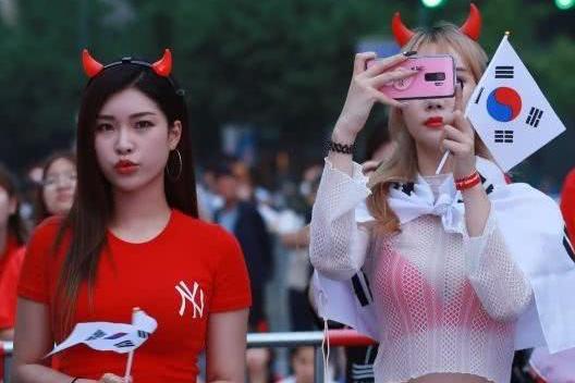 德国VS韩国场外惊现罗伊斯女友!29岁名模,美