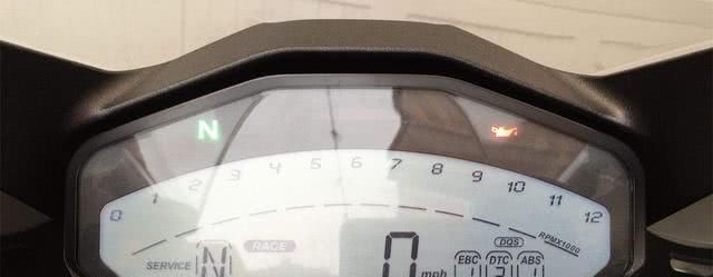 电喷摩托车该如何热车?是拧油门吗?资深老骑