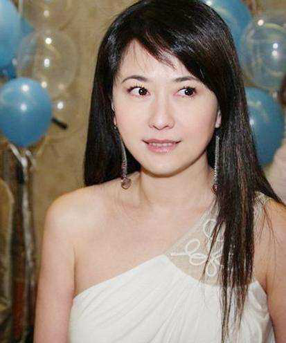 戈伟如写真图集,性感又妩媚