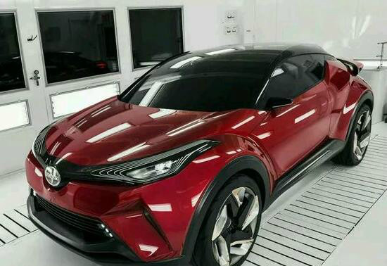 13万落地最低端丰田小型的SUV,外形时尚丰田CHR即将国产!