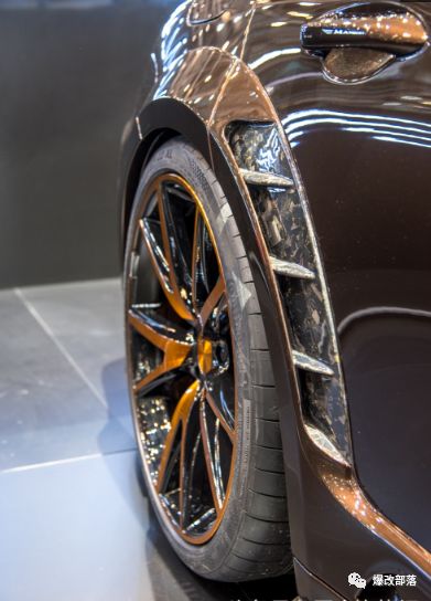 奢华跑车大改装 造型零分