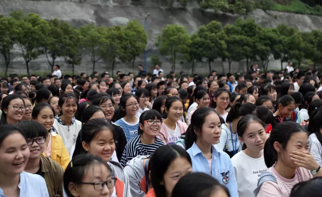 俞敏洪在广安的励志演讲,建议学生和家长都看