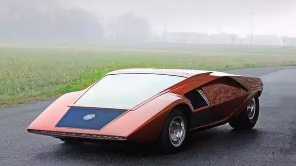 十大造型奇葩的汽车，其中一辆长只有3.58米，高84厘米！