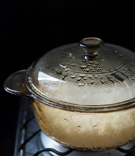 教你不用电饭煲怎么蒸米饭更具有蓬松感