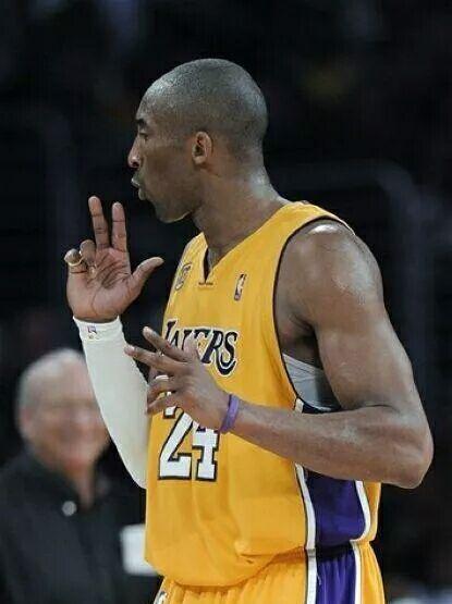 盘点nba庆祝动作最经典的十位球星 最后一张至今无人敢模仿!