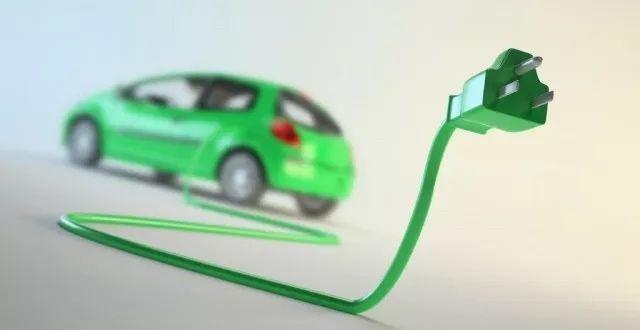 面对新能源，吉利、长安推出了“蓝色吉利行动”“香格里拉计划”