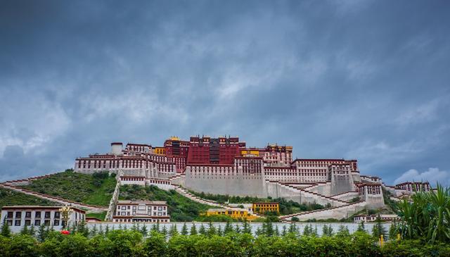 去拉萨旅行,为什么布达拉宫不让拍照?