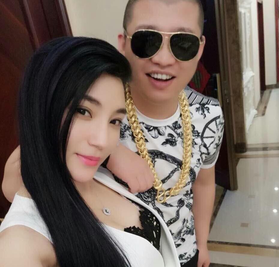 快手方丈宣誓绿色直播却遭惨骂! 房岩二驴又干起来了?