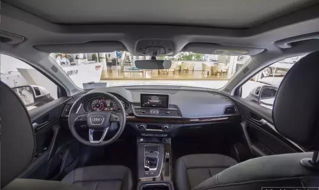 X3、GLC、Q5怎么选?黑科技满满的2018款奥迪Q5能取胜吗?