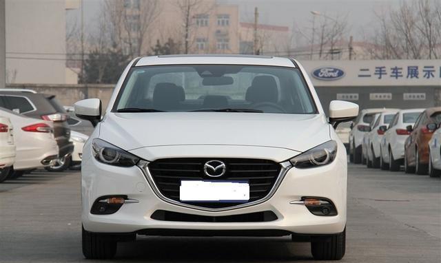 被很多人推荐, 也被很多人选为人生第一辆车——昂克赛拉三厢