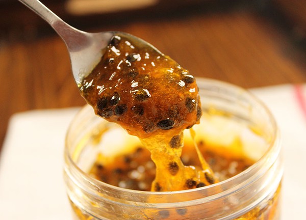 百香果的籽,如果不嚼碎直接吞下 到底能不能消