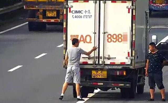 2018年新增两个规定,小心你的驾照不保!