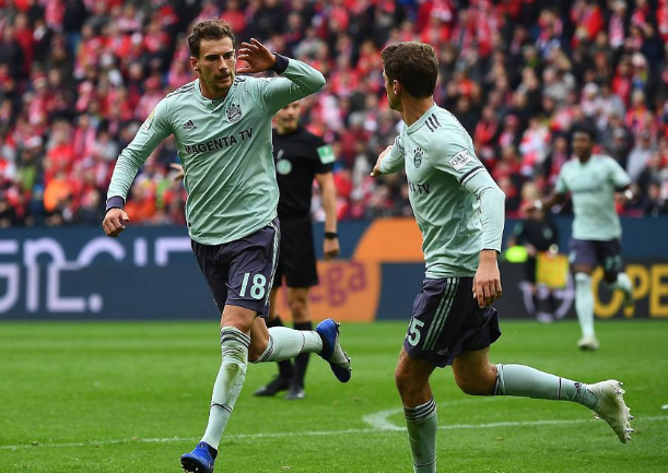 德甲积分榜:多特主场2-2领先拜仁2分,冠军还是