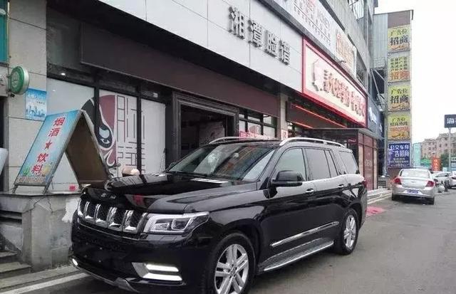 国产换标版奔驰GLS，比丰田陆巡还要大，国产这次给力了