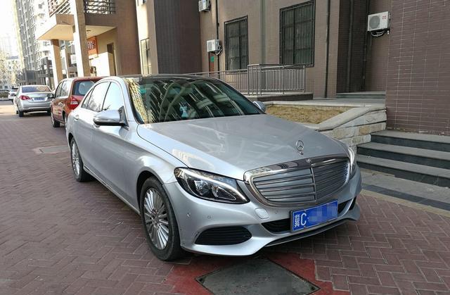 奔驰可以完全碾压宝马3系和奥迪A4L