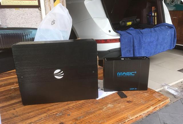 奥迪Q5音响改装案例 不换喇叭也有极好的音质效果