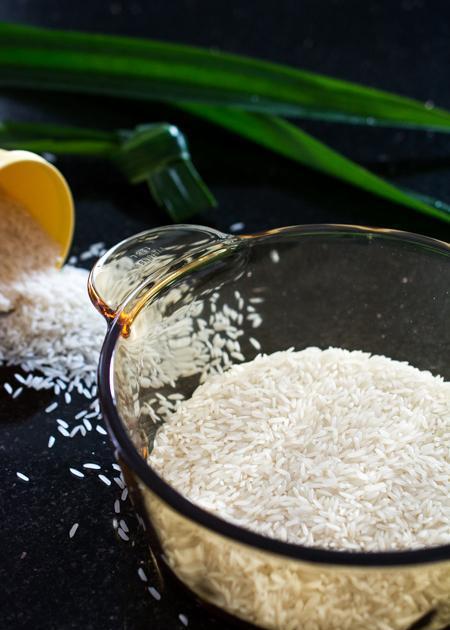 教你不用电饭煲怎么蒸米饭更具有蓬松感