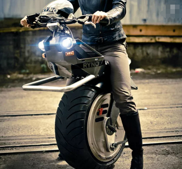 这款电动摩托车售价4200美元,与众不同的是,它