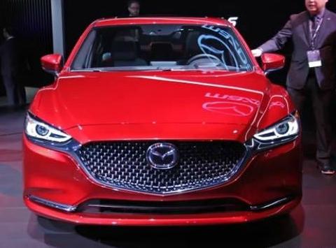 马自达又出新车，油耗3毛2仅卖7万，网友，媳妇就中意这款