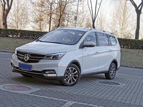 苑的叔聊宝骏730：空间实用，底盘表现不错!