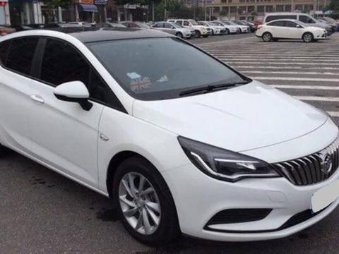 不买SUV买两厢，性价比合资两厢车，仅售10万，配电动天窗！