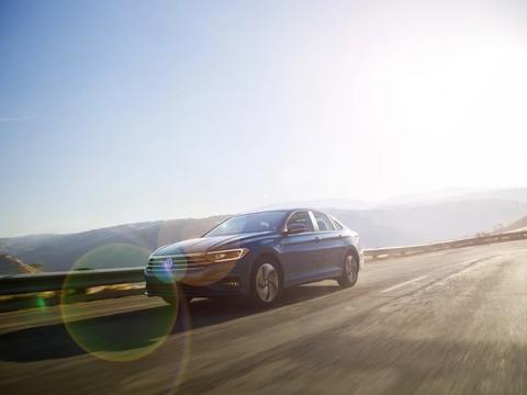 “5-10万欧系紧凑型三厢车“最新资讯都在这了，就等你来