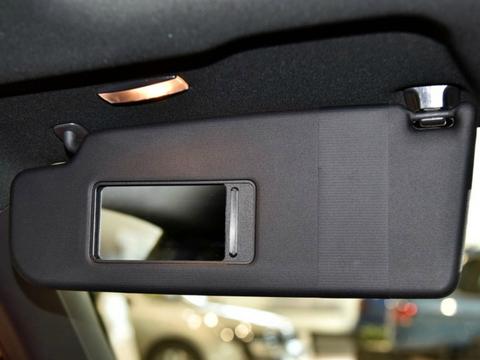 20多万的1，2t，甲壳虫就是换换颜色，出个限量版来骗女孩子