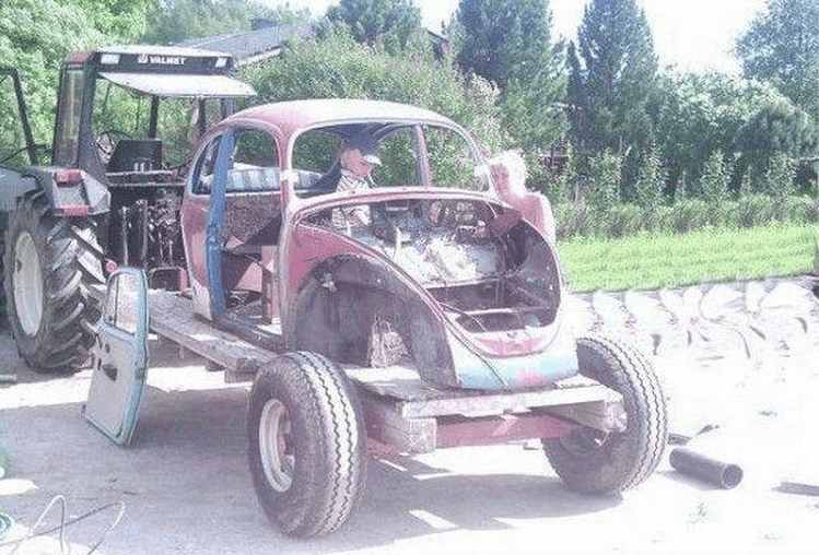 为给儿子惊喜, 父亲淘回报废车辆, 改装后儿子再不舍得放手