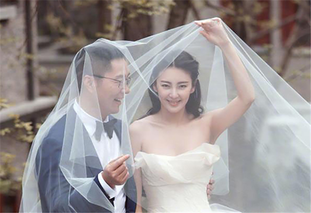 王全安与张雨绮哪年结婚的（2011年4月张雨绮王全安宣布结婚） | 刀哥爱八卦