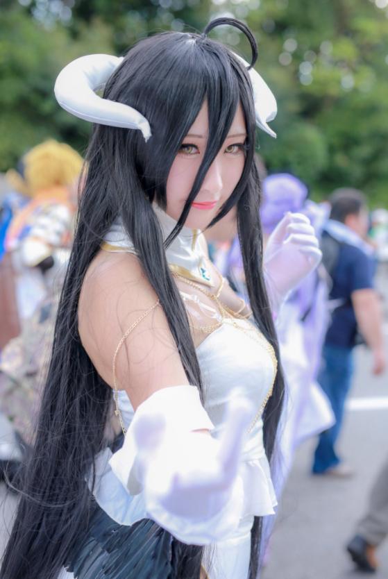 overlord雅儿贝德cos赏: 骨傲天后悔当骨头了